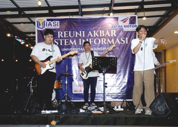 Asmo Kalbar ikut mendukung perhelatan Reuni Akbar 12 Tahun Program Studi Sistem Informasi Universitas Tanjungpura (Untan) Pontianak. (ist)