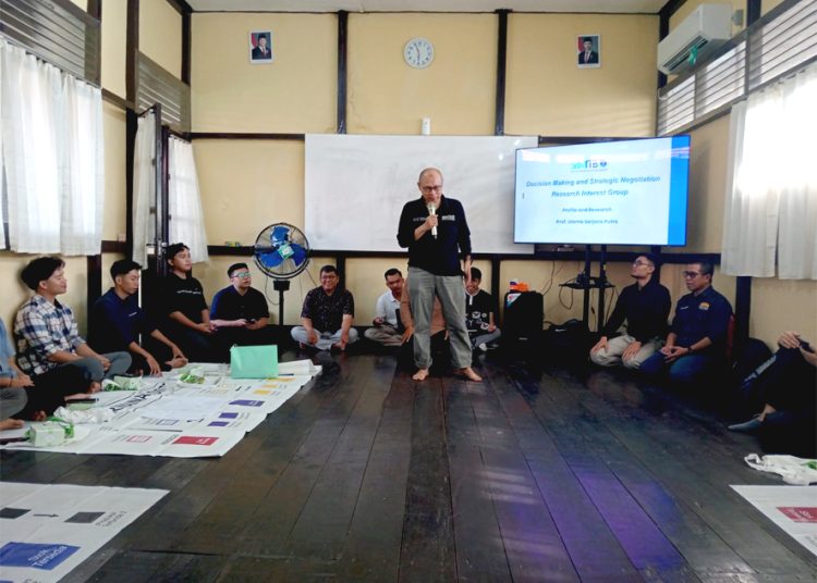 Kegiatan Systems Thinking for Entrepreneurship Program in Higher Education (STEP-HE) yang dirangkaikan dengan Penguatan Insan Asrama, Sabtu. (ist)