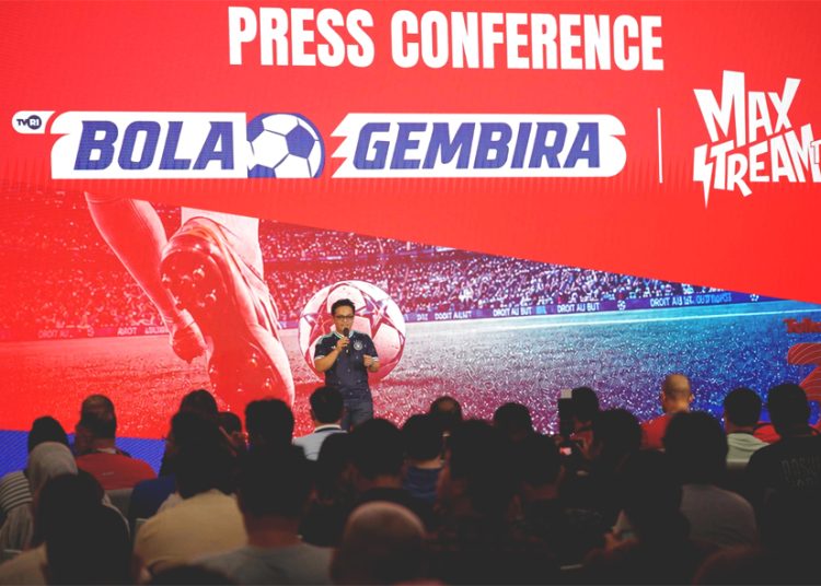 Telkomsel MAXStream x TVRI Perluas Akses Piala Dunia 2026_1A-1C: Telkomsel bersama TVRI menghadirkan ‘Bola Gembira MAXStream TV’ untuk memperluas jangkauan siaran nasional dan memastikan akses yang lebih merata bagi seluruh lapisan Masyarakat Indonesia. (ist)
