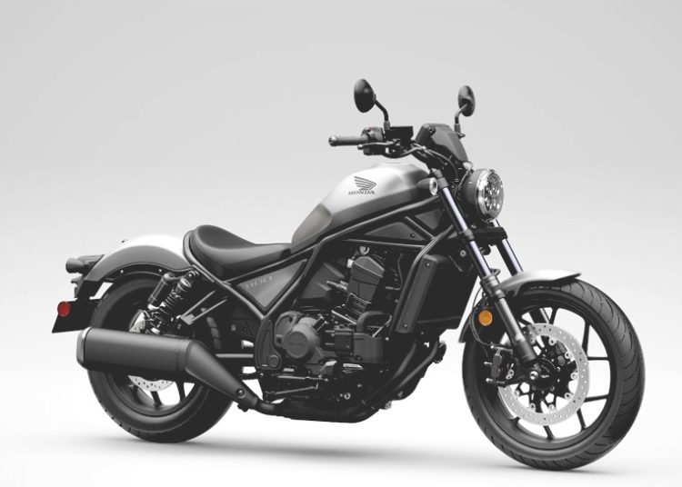 PT Astra Honda Motor (AHM) menghadirkan penyegaran pada big bike New Rebel 1100 melalui pilihan warna terbaru Matte Beta Silver Metallic. Hadirkan kesan premium yang semakin memperkuat karakter New Rebel 1100 sebagai urban cruiser bagi pengendara yang ingin mengekspresikan gaya hidupnya.(ist)