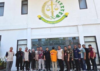 OJK Serahkan Tersangka Kasus BPR SAWA ke Kejari