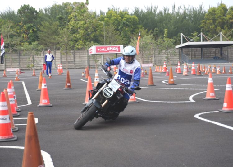 Instruktur safety riding Honda terbaik se-Indonesia berkompetisi pada kegiatan AHSRIC 2026 yang digelar 4-7 Agustus 2026 di Astra Honda Motor Safety Riding Park, Deltamas, Cikarang.(ist)