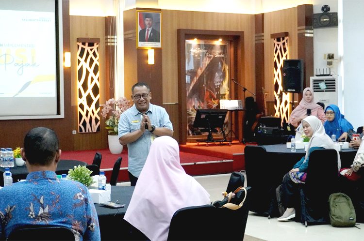 Kanwil DJP Kalbar memperkuat komitmen dan melaksanakan agenda setting DJP dalam menanamkan kesadaran berbangsa dan bernegara sejak dini dengan integrasikan edukasi pajak ke kurikulum pelajaran dan jalin kolaborasi bersama delapan sekolah mitra pilihan di kota Pontianak. (ist)