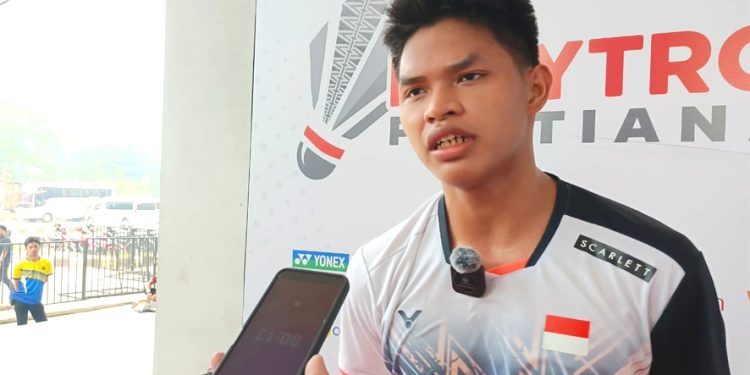 Fardan Tundukkan Pemain Singapura dalam Ajang Badminton Polytron Pontianak International Challenge 2026