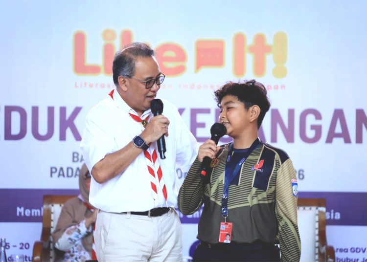Kepala Eksekutif Pengawas Perilaku Pelaku Usaha Jasa Keuangan, Edukasi dan Pelindungan Konsumen OJK Dicky Kartikoyono dalam Talkshow Leaders Insight Pramuka Cakap Keuangan, Selasa. (ist)