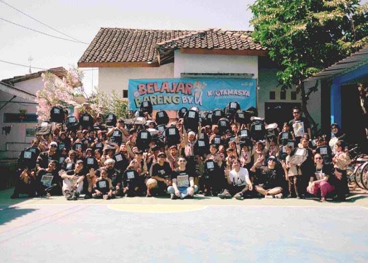 kUotamasya by.U hadir sebagai program travel experience yang menawarkan cara baru menikmati liburan bagi generasi muda. Mengusung semangat “Aneh Tapi Nyata – Beli Kuota, Bisa Tamasya!”, program ini memadukan konektivitas digital dengan pengalaman eksplorasi destinasi unik bersama komunitas traveler dan content creator.(ist)