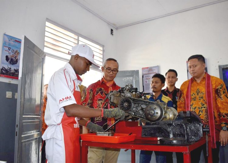 PT Astra Honda Motor (AHM) memperluas akses pendidikan vokasi berkualitas ke pelosok Indonesia melalui SMK mitra binaan pertama di Provinsi Papua Barat Daya, di Kabupaten Sorong. (ist)