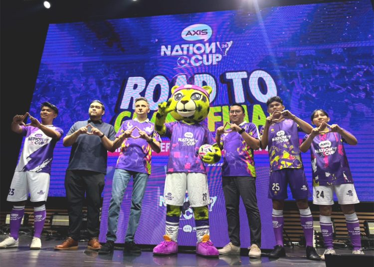 Player Ambassador Axis Nation Cup 2026, Muhammad Akran, Wakil Ketua Umum 1 Federasi Futsal Indonesia, Rorian Pratyaksa , Chief AXIS Officer XLSMART, Azher Javid, Zeiro Mascot Axis Nation Cup 2026, SVP Brand & Marketing AXIS XLSMART, Bagus Erlangga, Player Ambassador ANC 2026 dan Timnas Futsal Indonesia U19, Haekal Ayyasy (Haikal), dan Player Ambassador ANC 2026, Syarifah Khansa dalam acara Press Conference Road to Grand Final Axis Nation Cup 2026 di Blaze, Jakarta Selatan, Senin. (ist)