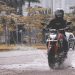 Hujan Datang, Pengendara Waspadai Genangan Air Hujan