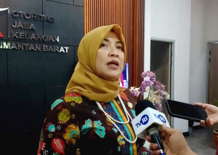 Kepala OJK Provinsi Kalimantan Barat, Rochma Hidayati. (mb)