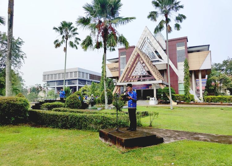 Upacara peringatan Hari Kesaktian Pancasila pada 1 Oktober 2026 di lingkungan Untan dan dipimpin langsung oleh Wakil Rektor IV Untan, Prof. Dr.rer.nat. Ir. R. M. Rustamaji, M.T., IPU. (ist)
